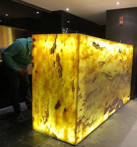 Amber Onyx Feature Benchtop, Facia